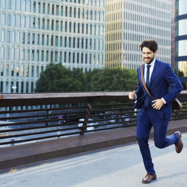 What happens if an employee leaves a job on the very first day without notice?