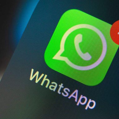 5 warning signs your WhatsApp is hacked