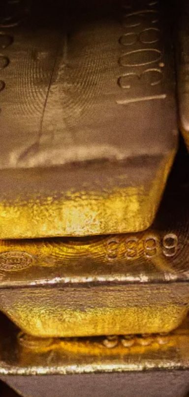 Gold hits record Tk 1,85,947 per bhori: What's driving the surge?