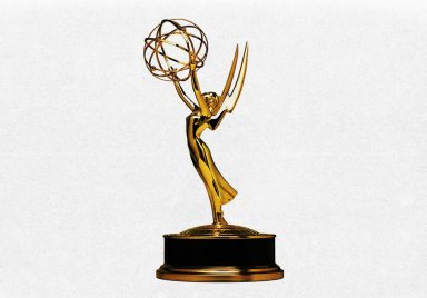 Who are the key winners at the 77th Emmy Awards