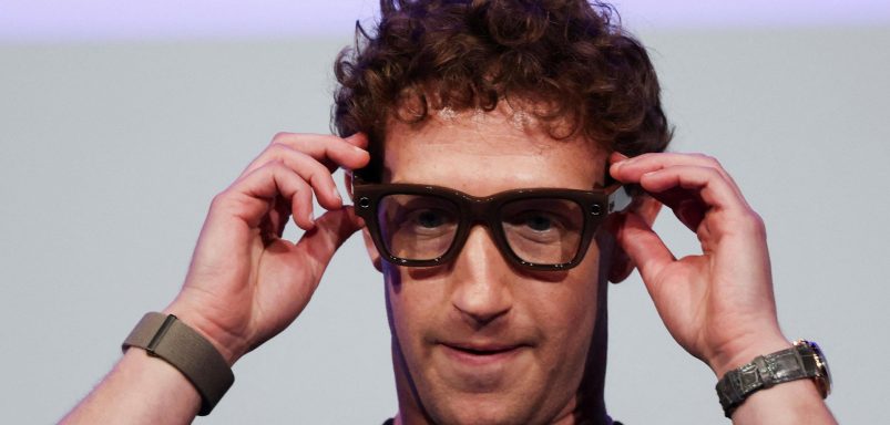 What's inside the Meta's Ray-Ban smart eyewear