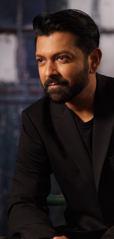 Why did Tahsan suddenly announce his retirement from singing?