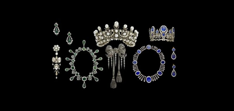 How the Louvre Museum's priceless jewels were looted in a 7-minute raid