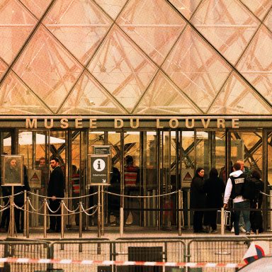 How many times has the Louvre been robbed?