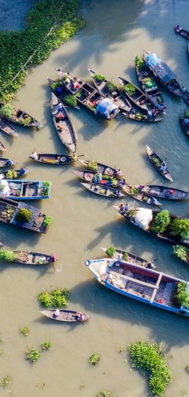 A morning at Bangladesh’s Boithakata floating bazaar
