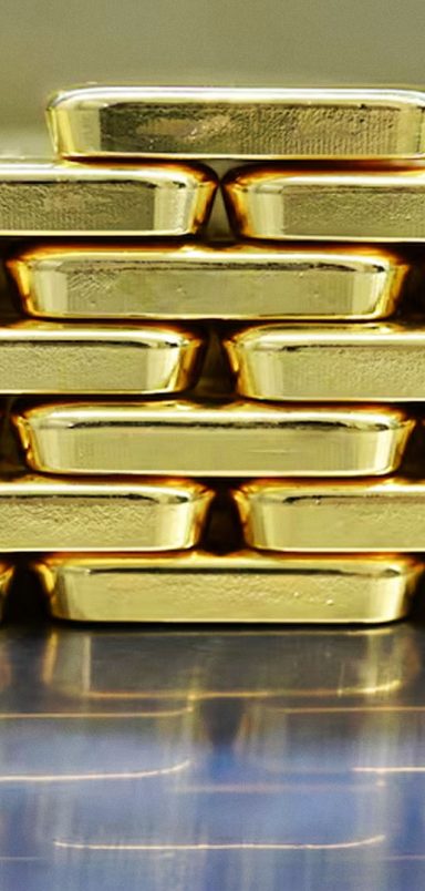 How investors buy gold and what drives the market