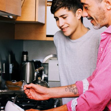 10 essential life skills every teen should learn before college