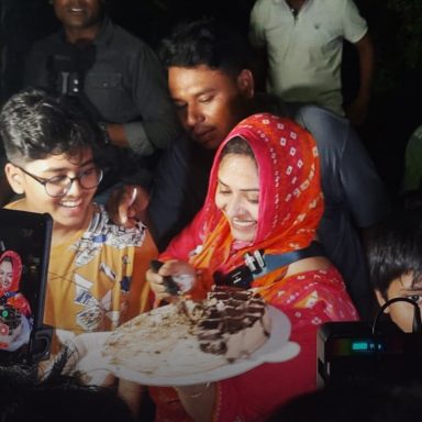 Dhaka's viral Cake Potti: How social media fame led to vendor evictions