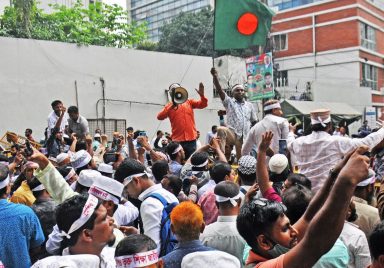 What program did the protesting MPO teachers announce?