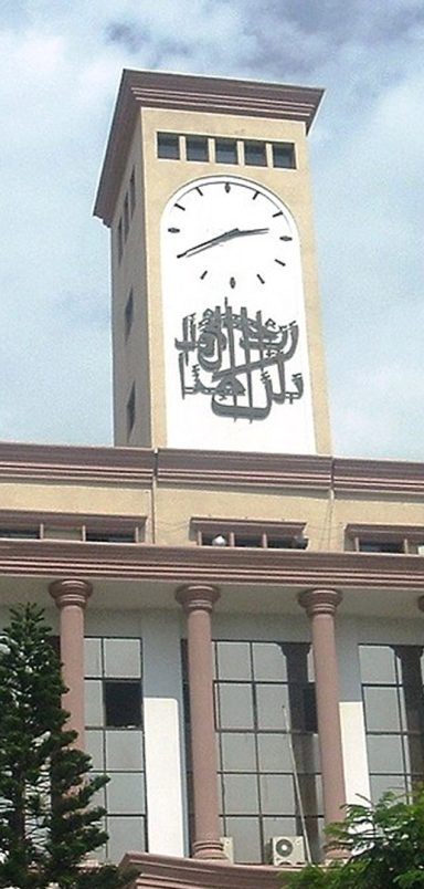 What action will Rajuk take against risky houses in Dhaka?