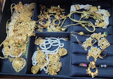 What gold items were found in Hasina's Agrani Bank vaults