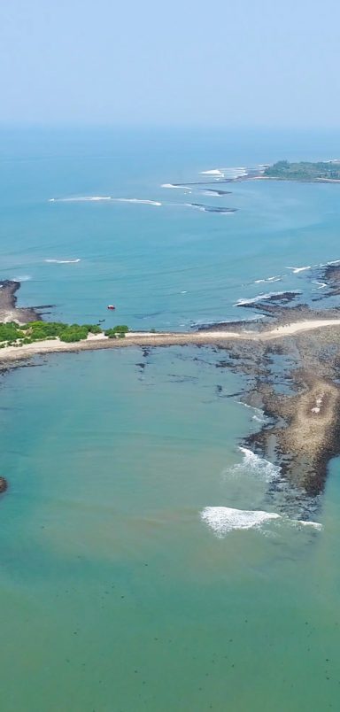 Why did no ships sail on the first day despite Saint Martin's reopening?