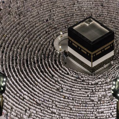 What new conditions did Saudi Arabia impose for performing Hajj?