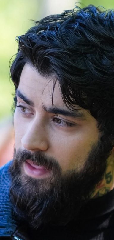 Why has Zayn Malik rejoined One Direction after nearly a decade?