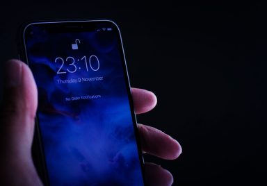 How frequent smartphone unlocking is damaging the brain