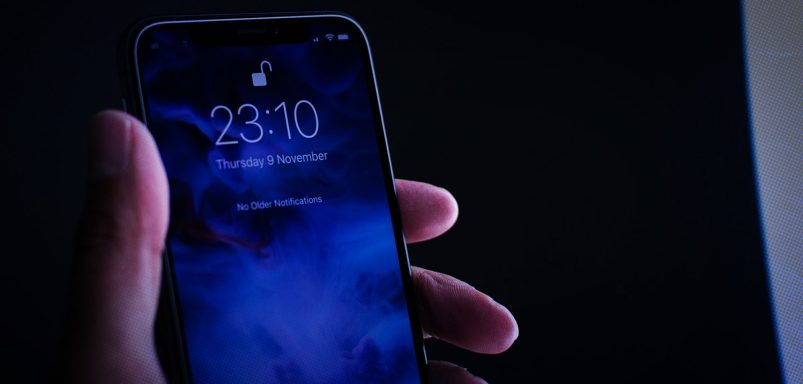 How frequent smartphone unlocking is damaging the brain