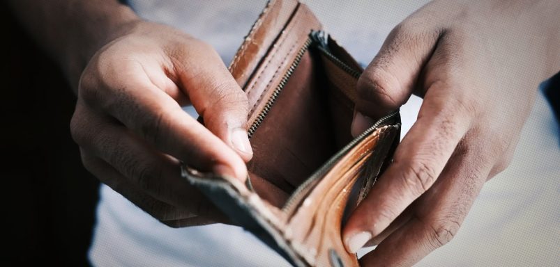 How late paychecks impact employees and organisations https://www.tbsnews.net/features/how-late-paychecks-impact-employees-and-organisations-1097766