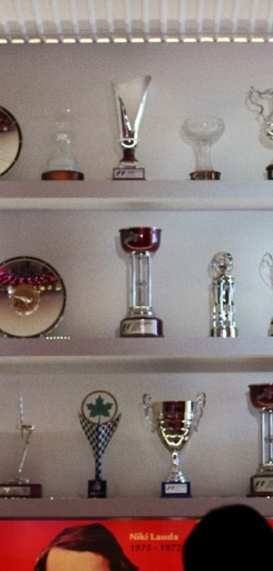 Which F1 drivers have the most championships?