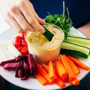 7 ways to snack smarter and avoid junk food