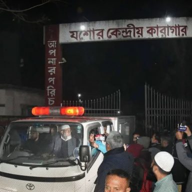 What is parole and what was the case behind Awami League's Saddam?