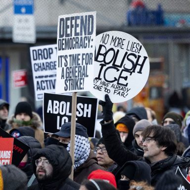 Why are US cities seeing mass demonstrations against ICE this weekend?