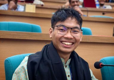 Why did Sarba Mitra Chakma resign from Ducsu?