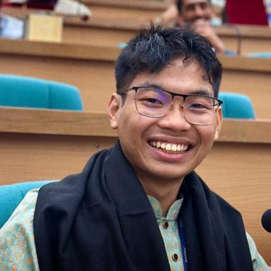 Why did Sarba Mitra Chakma resign from Ducsu?