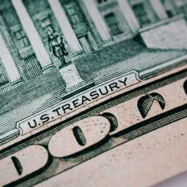 What problems will Bangladeshis face due to the US Visa Bond?