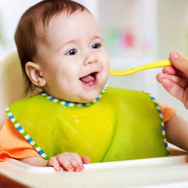 5 essential tools for babies starting solids