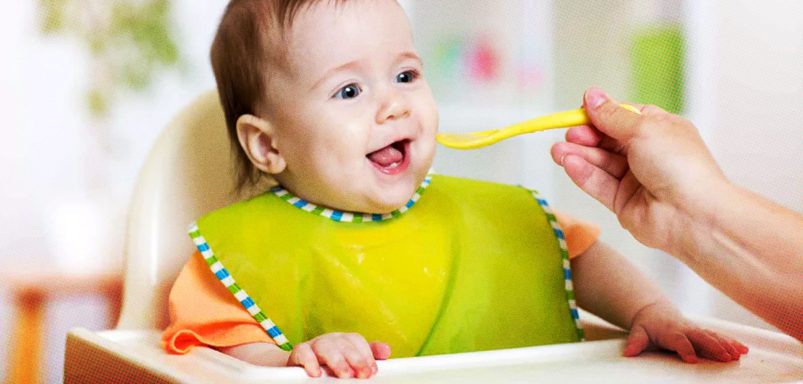 5 essential tools for babies starting solids
