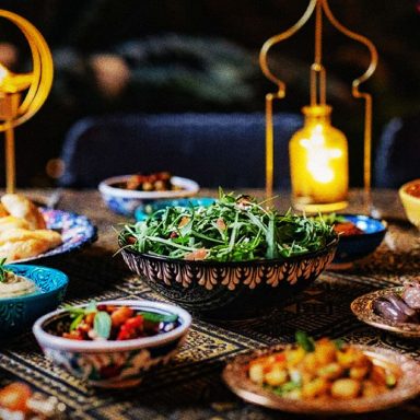 What do Iftar traditions look like around the world?
