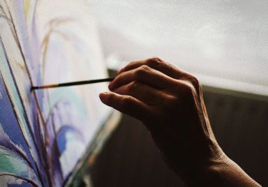 Why is only 10 percent of the population left-handed?