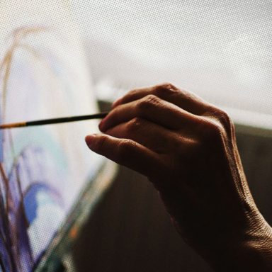 Why is only 10 percent of the population left-handed?