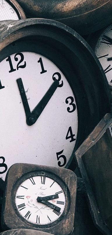 Why do we still count hours and minutes in 60s?