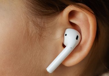 How 60/60 rule can save you from damages of long period earphone use