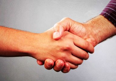 How to introduce yourself professionally: A simple guide