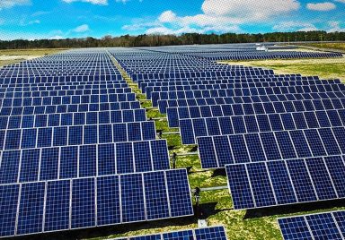 Which countries generated the most solar power in 2025?