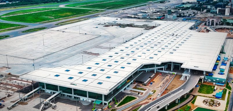 How many domestic airports does Bangladesh have?