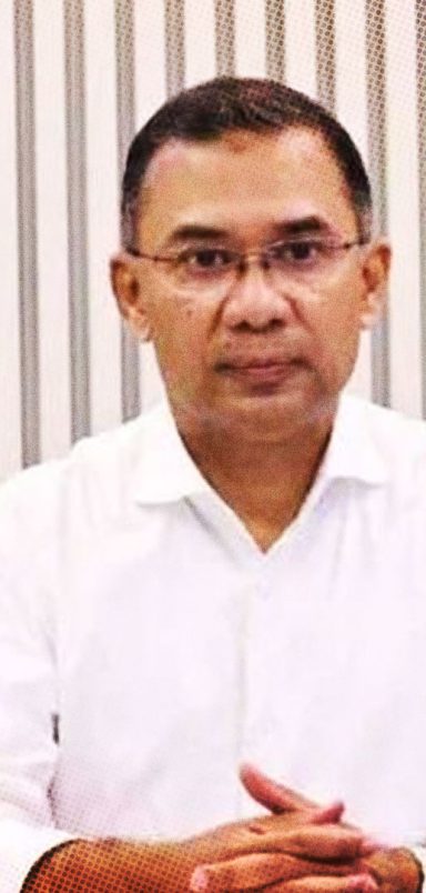 What does a 16-hour workday look like at the prime minister’s desk?