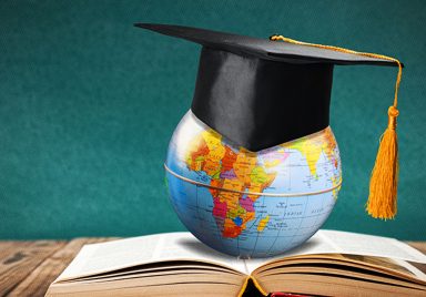Before choosing a university abroad, check these 7 factors