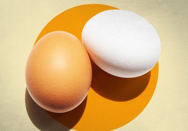 White eggs or brown eggs: Which has more nutrients?