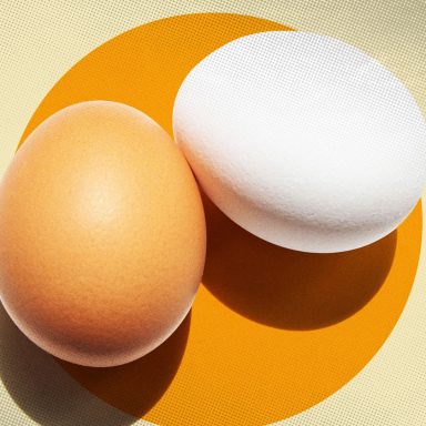 White eggs or brown eggs: Which has more nutrients?