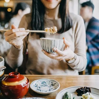 Why the Japanese don’t gain weight despite eating rice 3 times a day