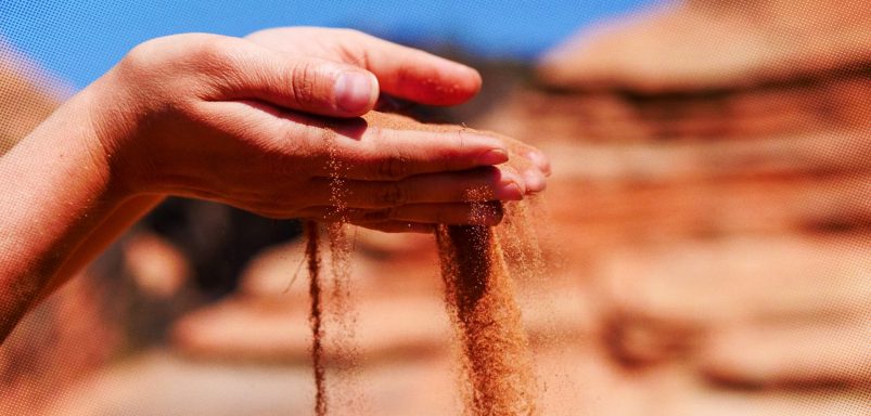 Why does Saudi Arabia import sand despite being a desert country?