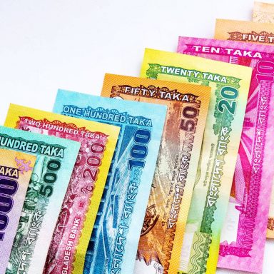 When and why are banknotes cancelled and what are the risks?