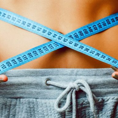 4 foods to avoid if you want to reduce belly fat