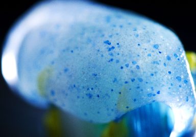 8 toothpastes that did not contain any microplastics