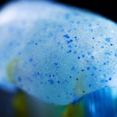 8 toothpastes that did not contain any microplastics