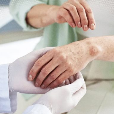 Which doctor to see for which common symptoms