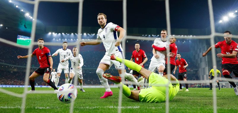 Which players have the most minutes in World Cup 2026?